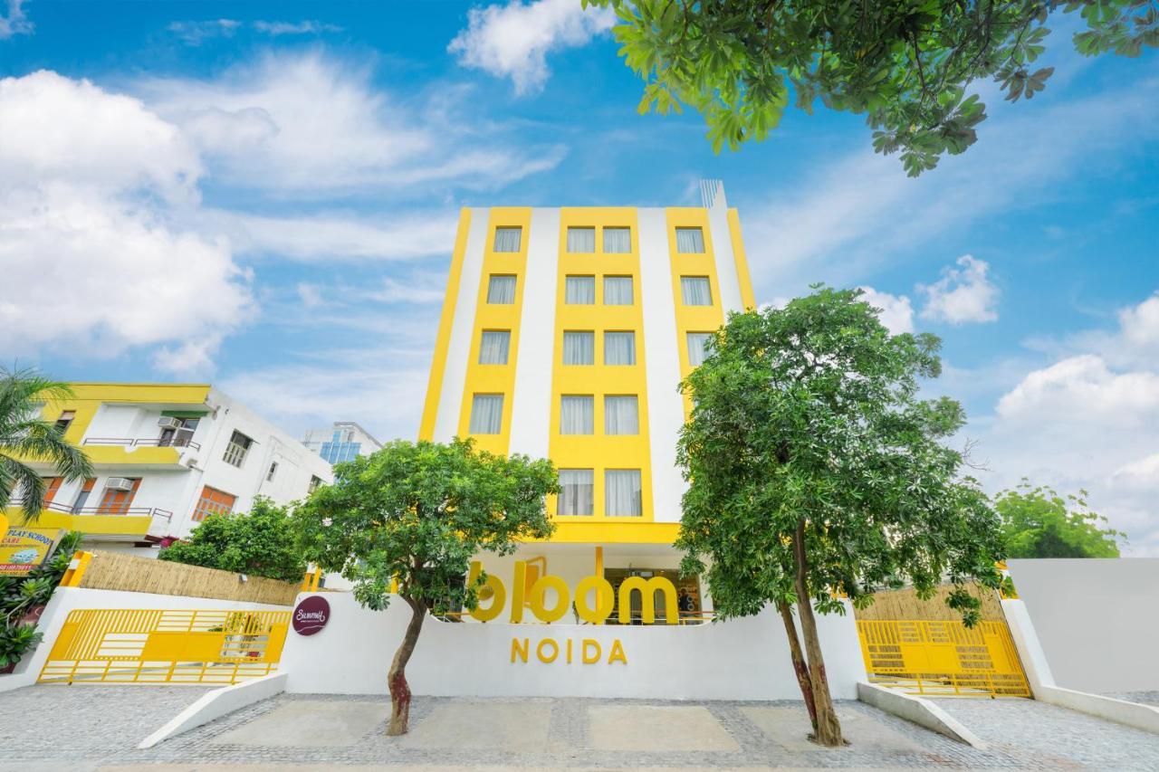 Bloom Hotel - Sector 62 Ноида Екстериор снимка